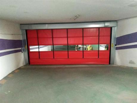 快速提升卷簾門